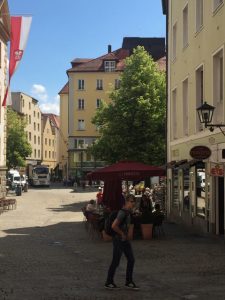 Regensburg walking tour - street
